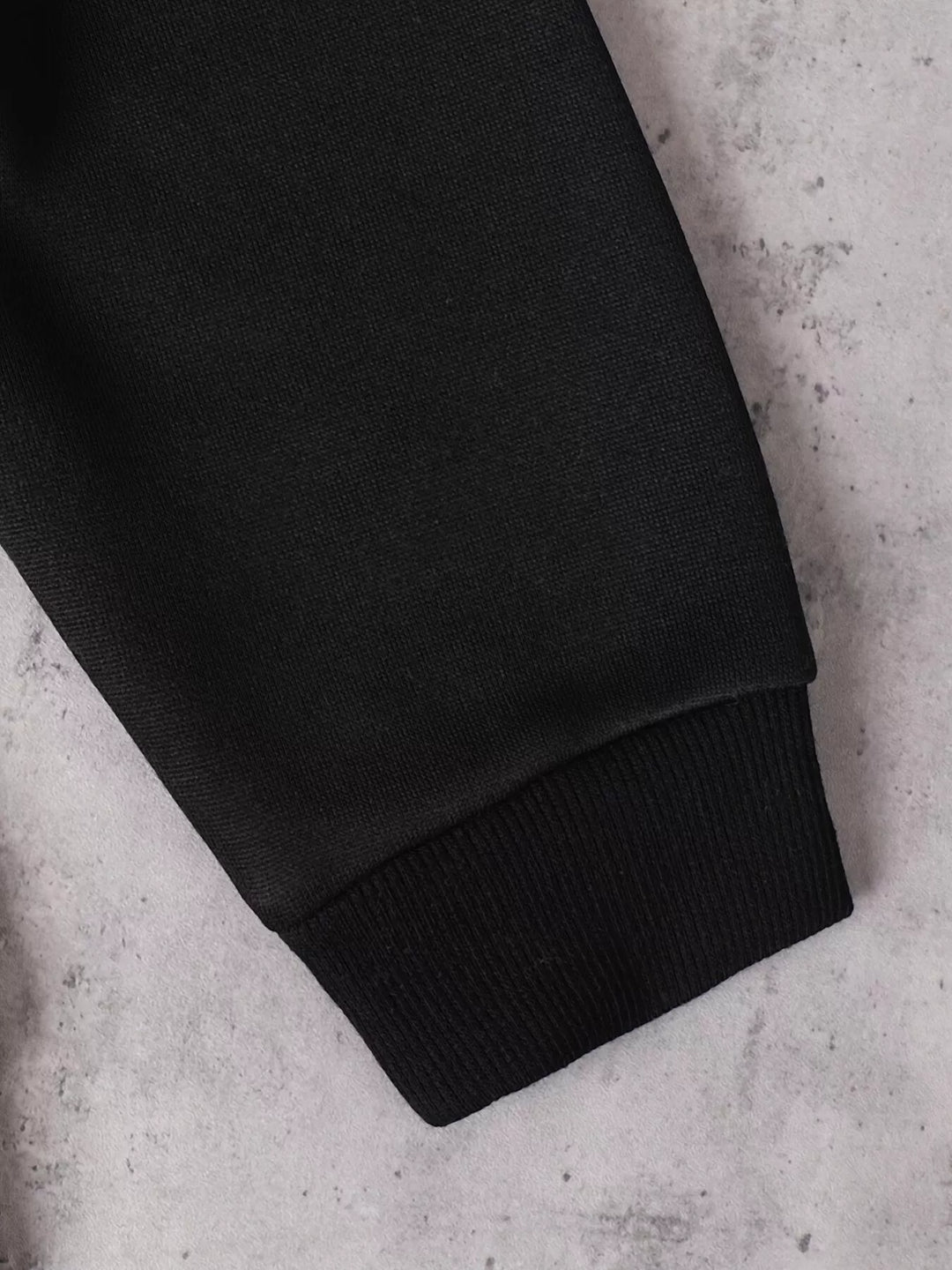 00015593b4a24cf58187de7fe56bc1c8-Max-Origin