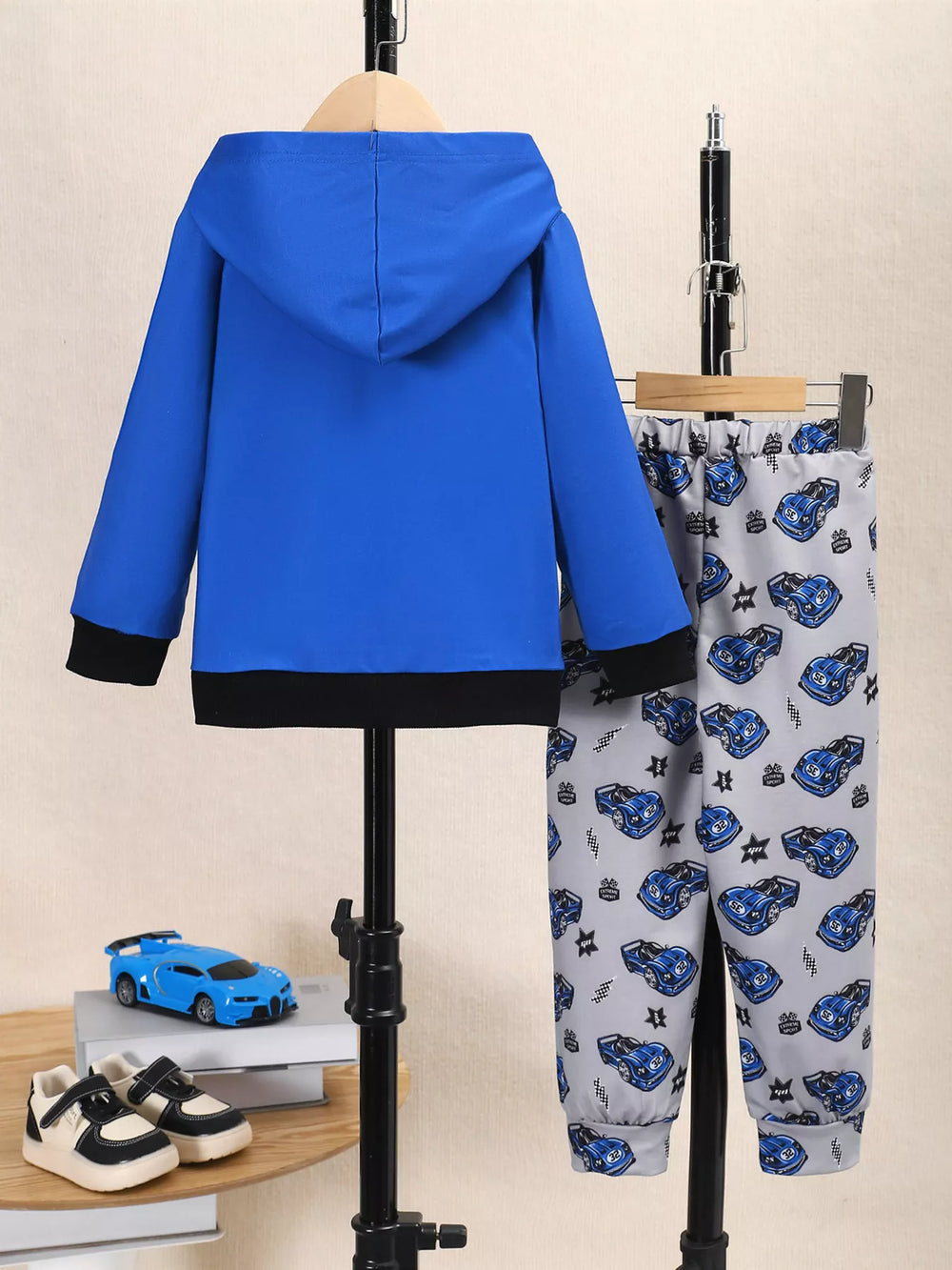 8e8f7a2be89647a4914b33524c1b9143-Max-Origin