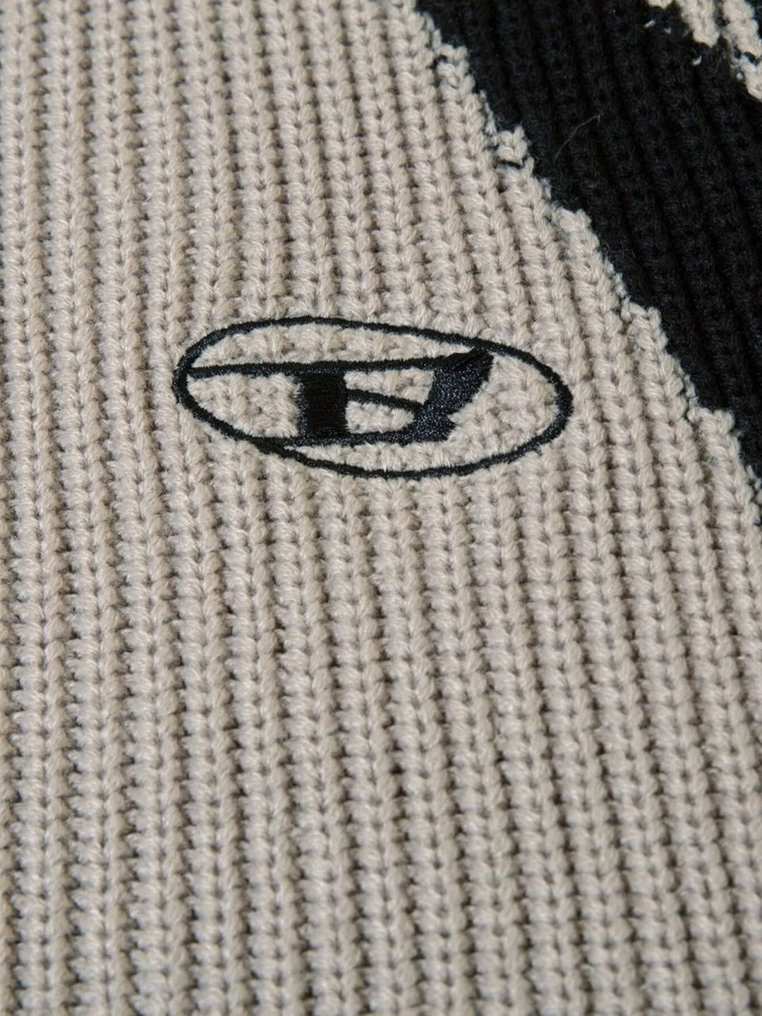 a9ca79af21e1438bb6353afda0e5a499-Max-Origin