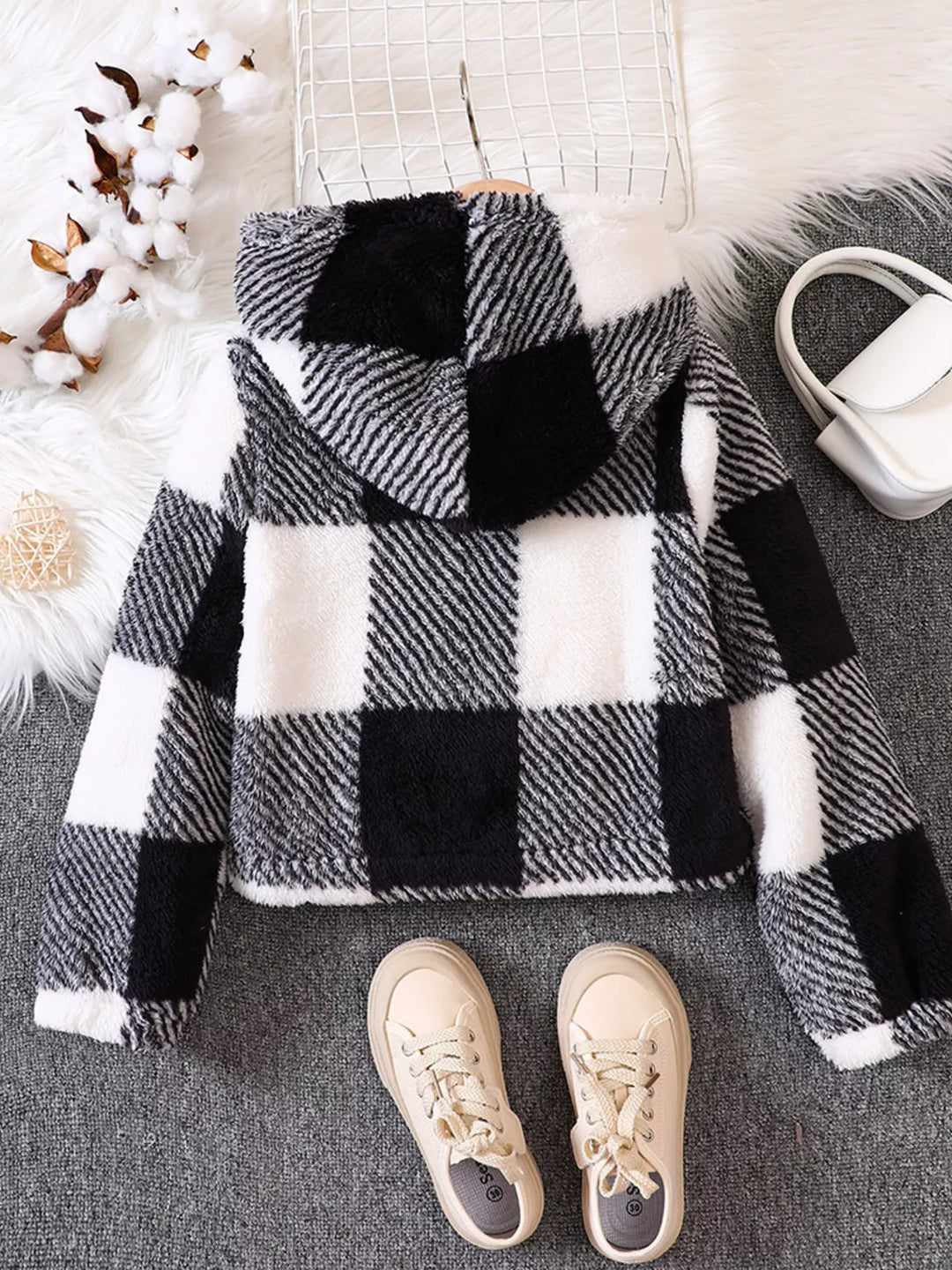 fab6744e453e453d8123511663bdf11e-Max-Origin